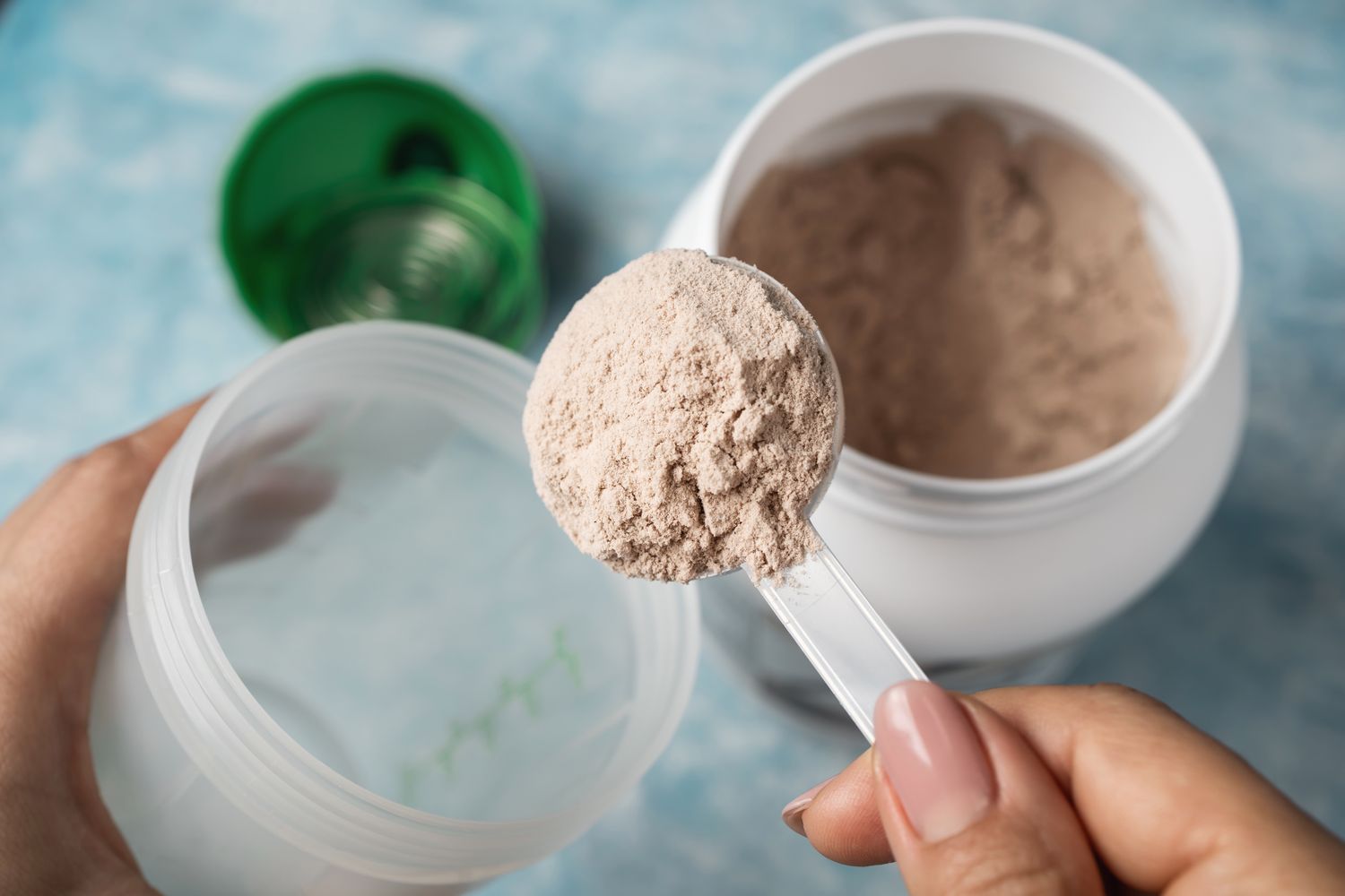 Cum alegi proteina potrivita pentru tine? Ghid complet pentru o alegere inteligenta