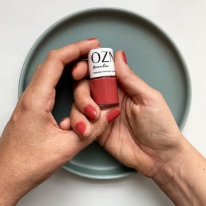 Ojă naturală Amelie OZN vegan nail polish 12 ml